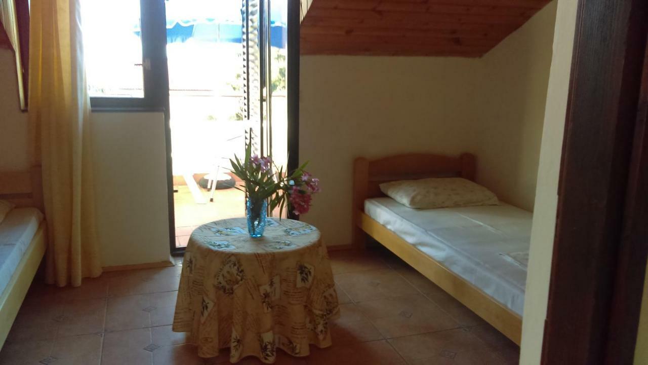 Knaffl Apartment Krk Town Luaran gambar